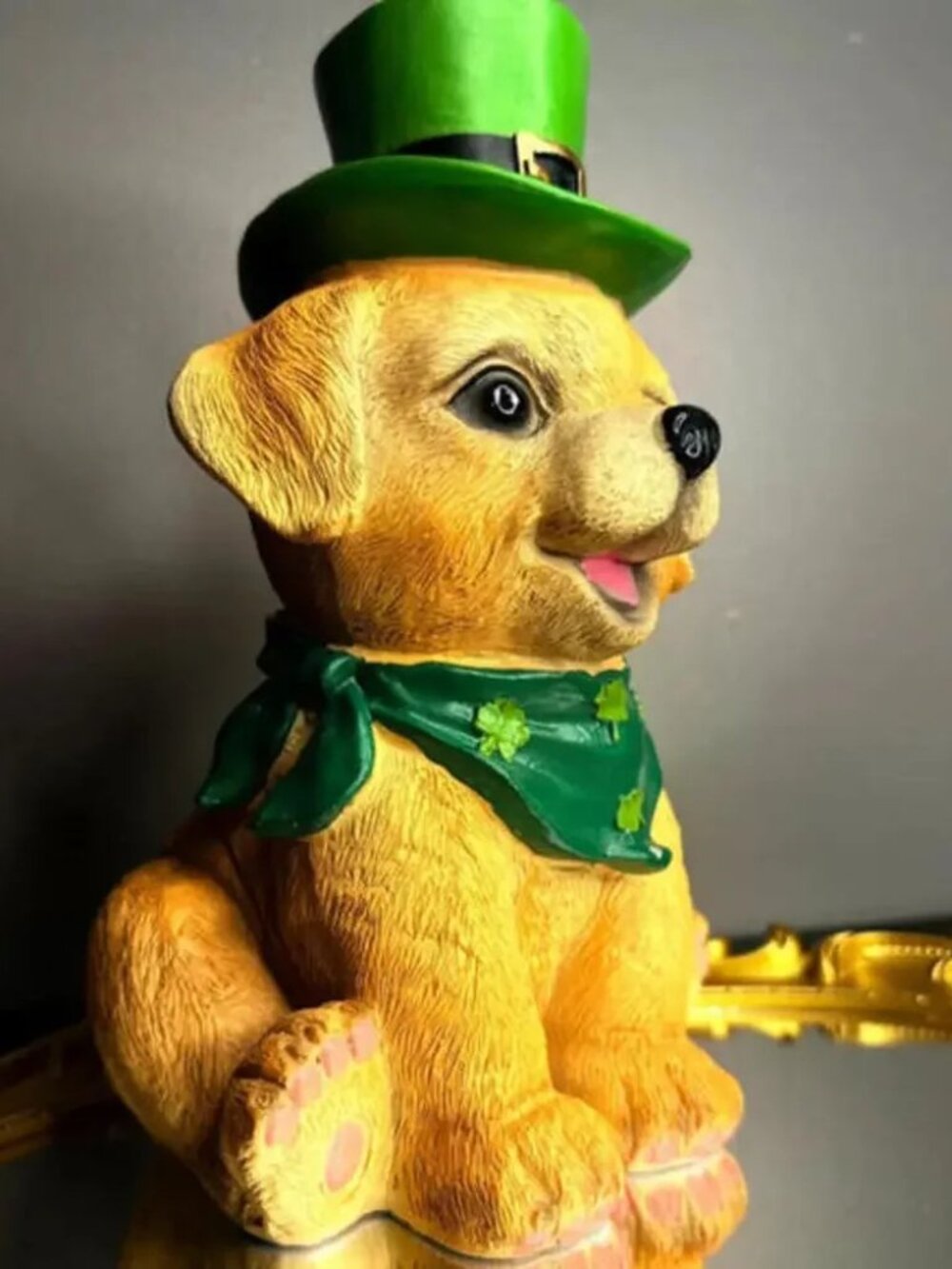 St. Patrick’s Day Puppy Figurine Leprechaun Hat Shamrock Bandana 9” NWT